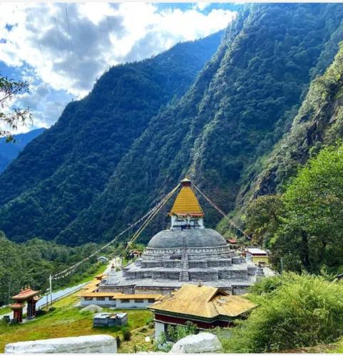 Gorsom Stupa